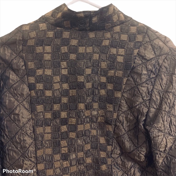 K.A.T.E Black and Bronze Quilted Pattern Blazer S - Picture 4 of 7